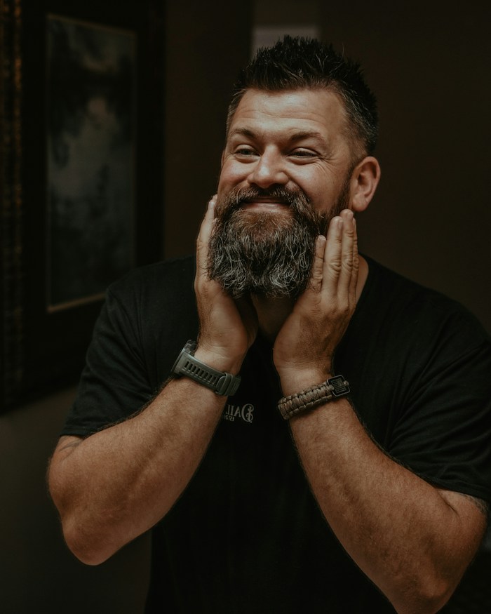 Jayden Cole, Senior Barber